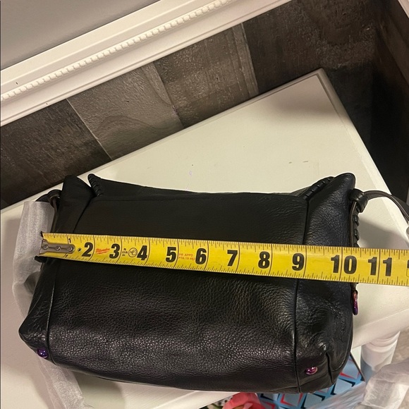 Aimee Kestenberg Black Leather Shoulder Bag - Picture 10 of 15